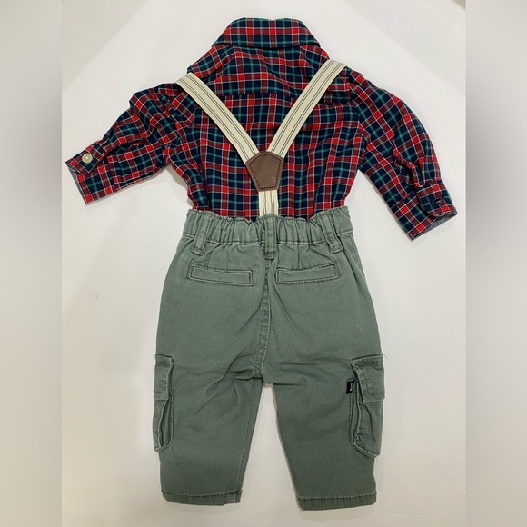 LIKE NEW🚨BABY BGOSH☁️ MATCHING SET 3M 🤎 overalls and shirt flannel - Picture 2 of 4